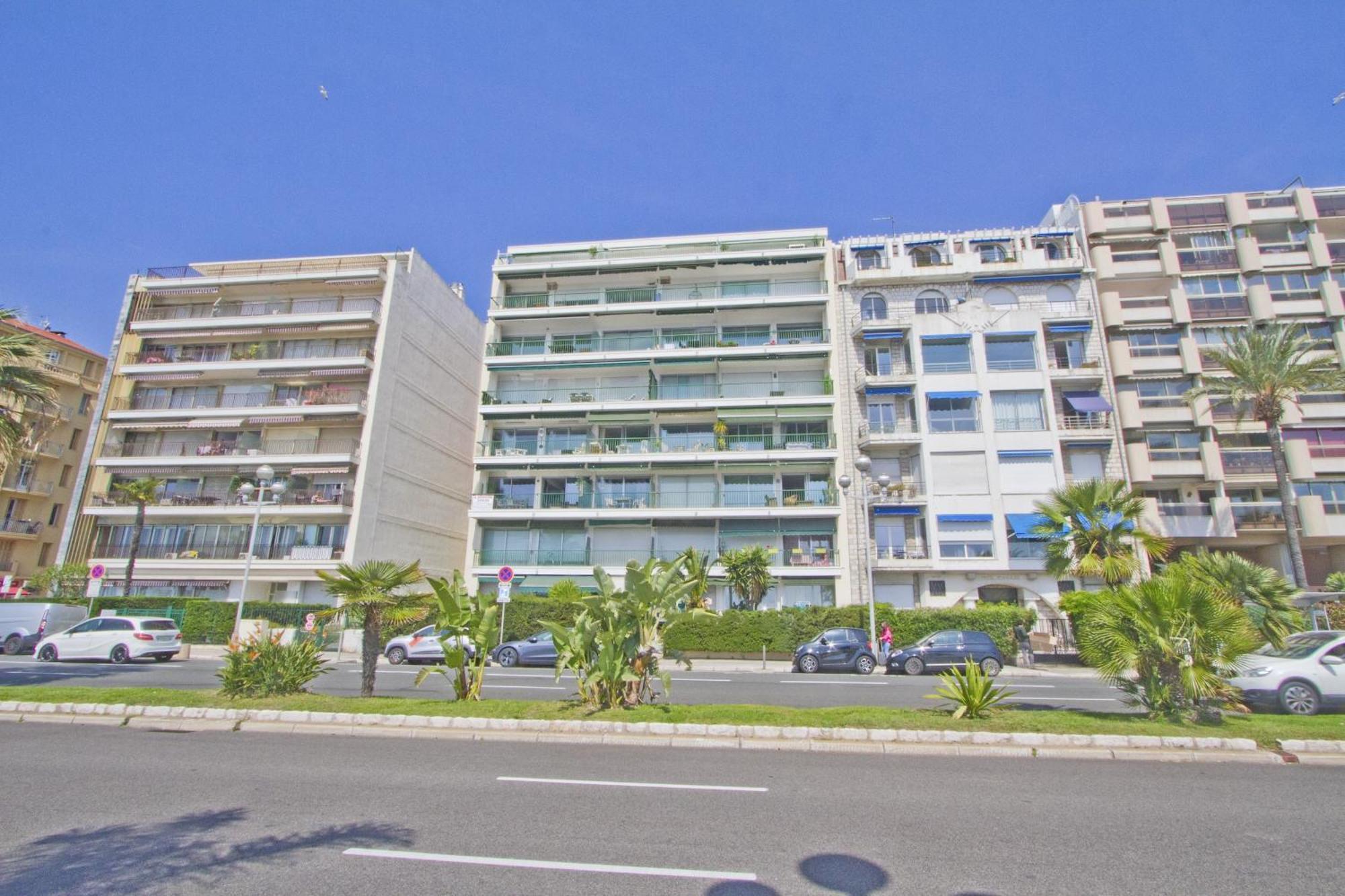 Luxury Flat Beachfront * Nizza