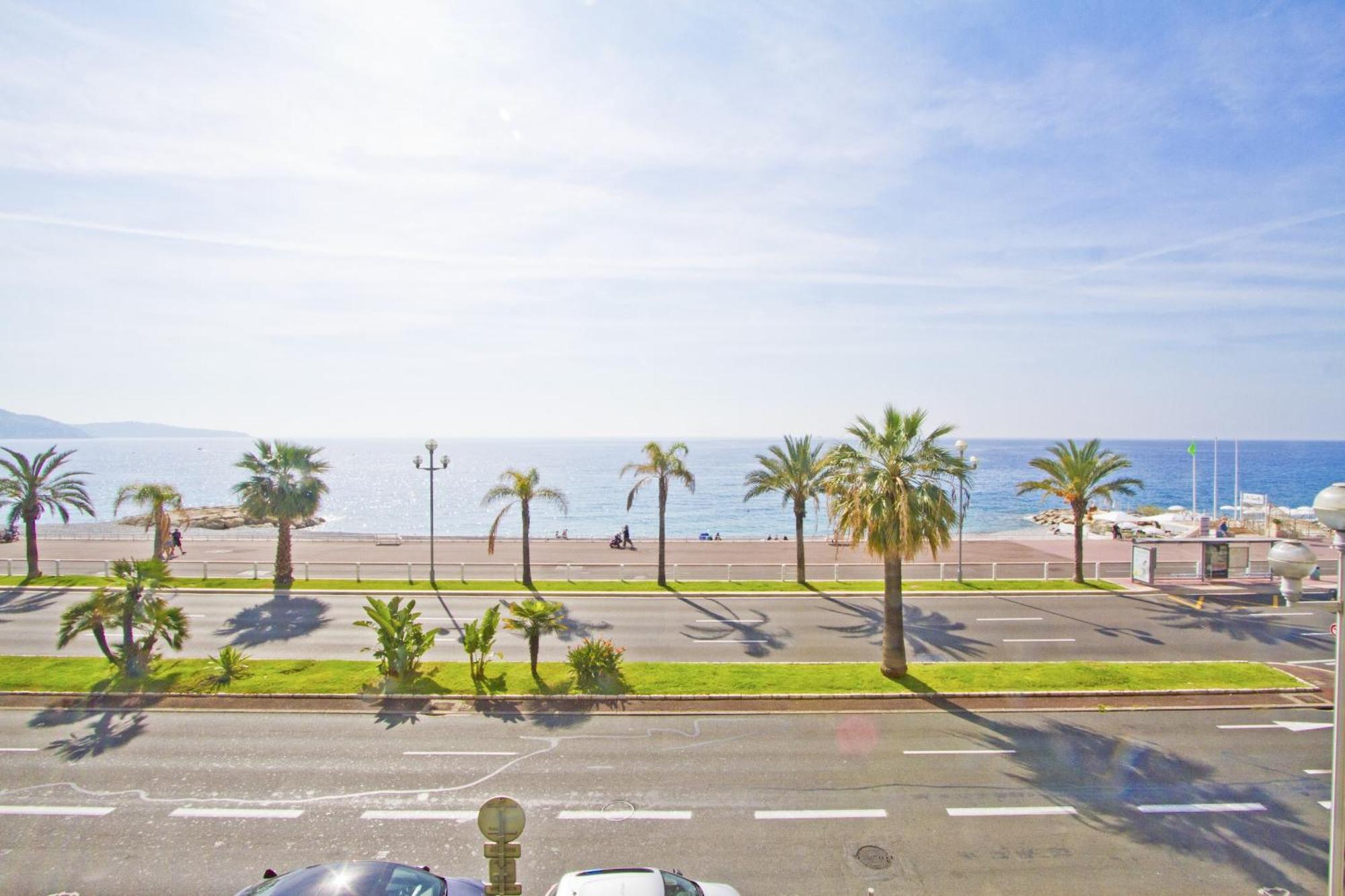 Luxury Flat Beachfront Appartamento